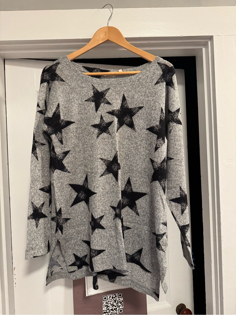 Soft Surroundings Gray Sweater with Black Stars